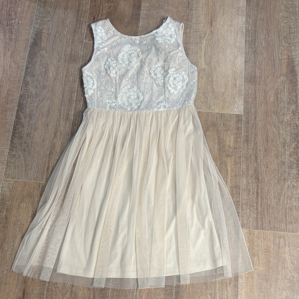 Elegant Cream Floral Midi Dress